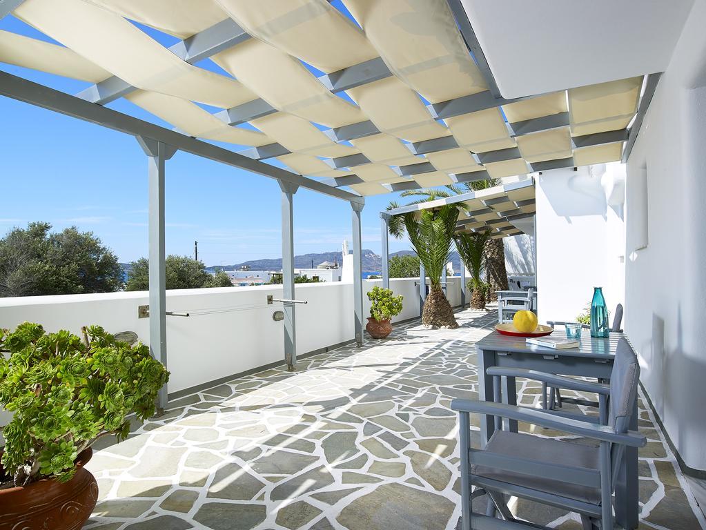 Galanis Rooms Adamantas (Milos)